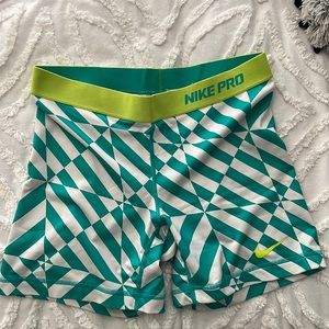 Nike Pros Used Size Medium